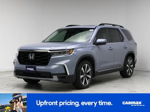 Gray 2024 Honda Pilot Elite