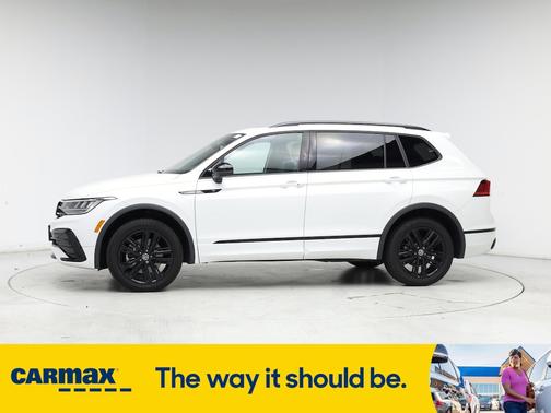 2022 Volkswagen Tiguan SE R-Line Black