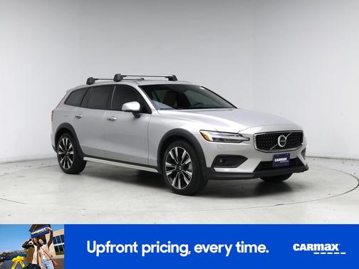 2023 Volvo V60 Cross Country B5 Ultimate