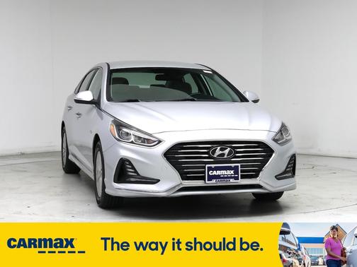 2019 Hyundai SONATA Hybrid SE