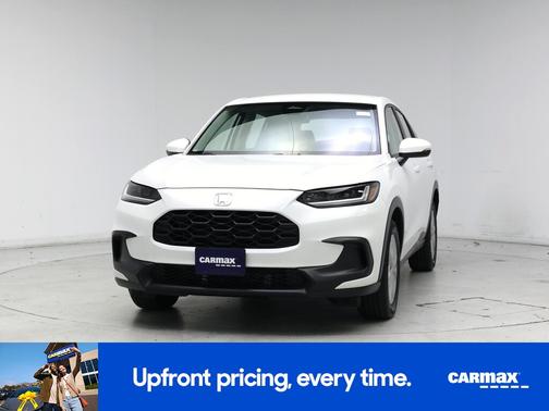 White 2024 Honda HR-V LX