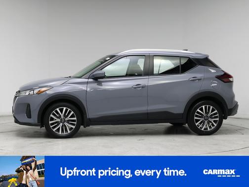Gray 2023 Nissan Kicks SV