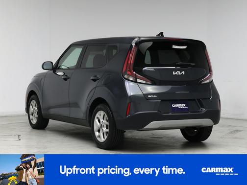 Gray 2025 Kia Soul LX