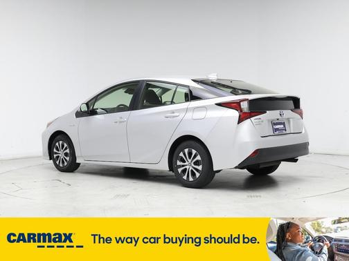 2020 Toyota Prius LE