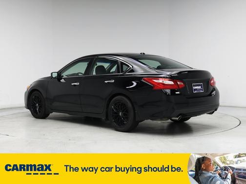 2017 Nissan Altima SV