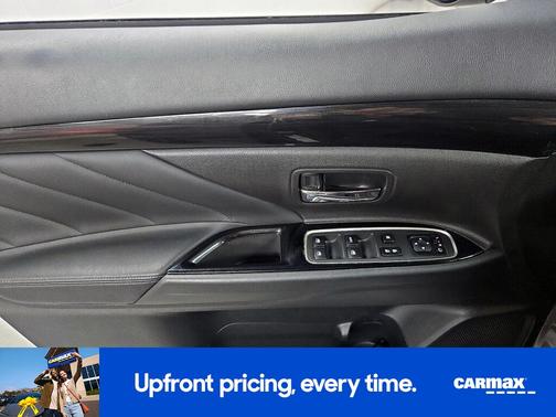 Brown 2018 Mitsubishi Outlander PHEV SEL