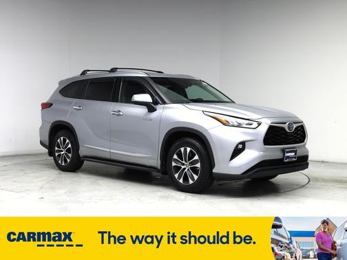 2020 Toyota Highlander Hybrid XLE