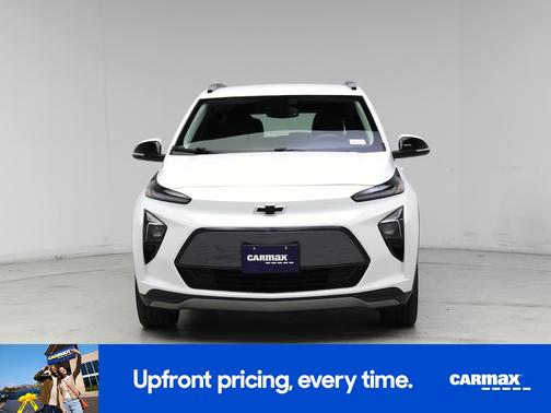 White 2023 Chevrolet Bolt EUV LT
