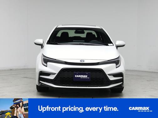 White 2024 Toyota Corolla Hybrid SE