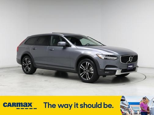 2019 Volvo V90 T5 Cross Country