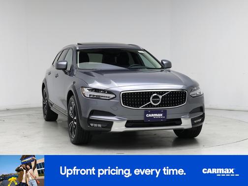 2019 Volvo V90 T5 Cross Country