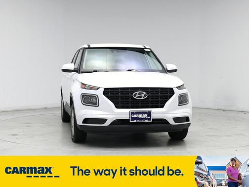 2022 Hyundai VENUE SE