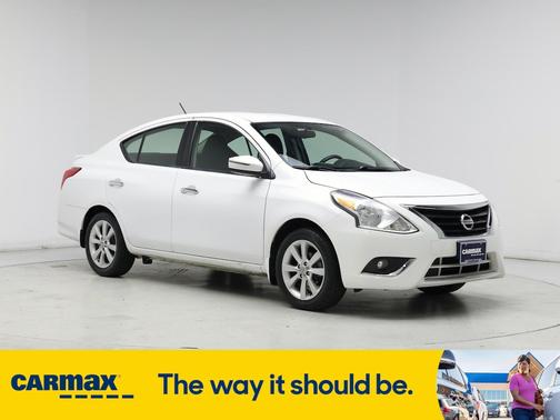 2017 Nissan Versa SL