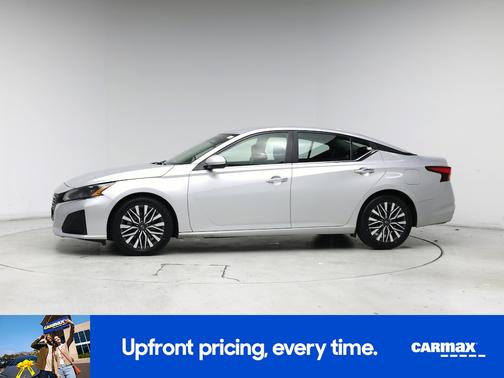 2023 Nissan Altima SV