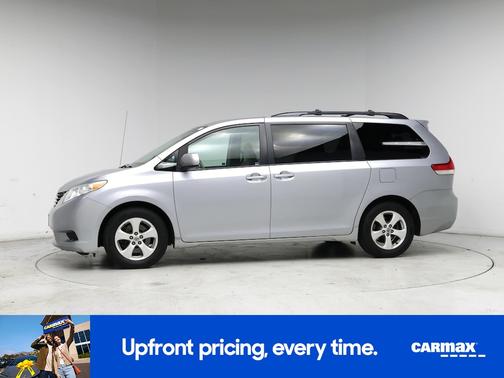 2014 Toyota Sienna LE