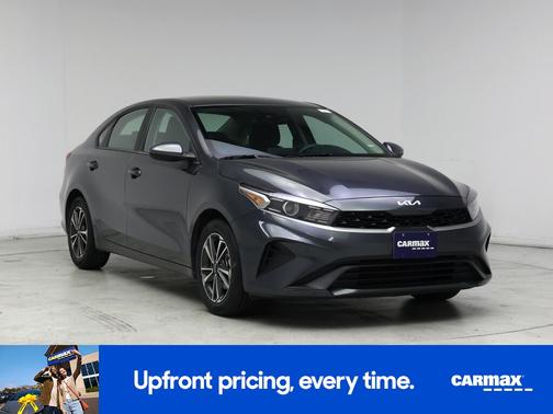 Gray 2024 Kia Forte LXS