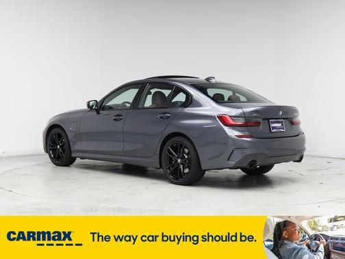 2022 BMW 330e xDrive30e