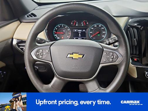 White 2023 Chevrolet Traverse LS