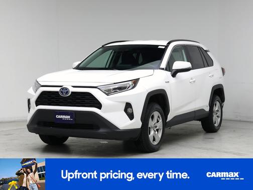 White 2021 Toyota RAV4 Hybrid XLE