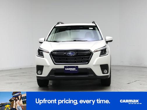 White 2023 Subaru Forester Premium