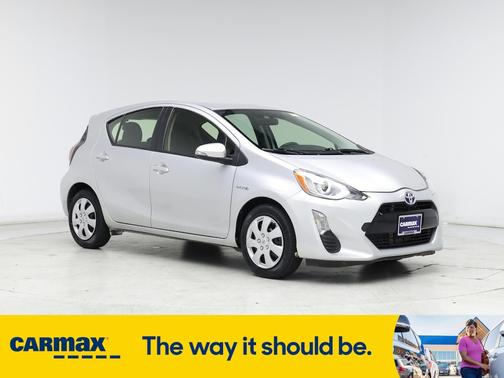 2016 Toyota Prius c Two