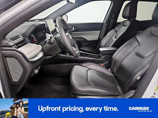 White 2025 Jeep Compass Limited