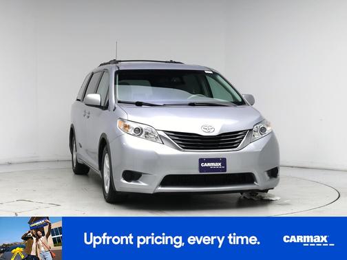 2014 Toyota Sienna LE