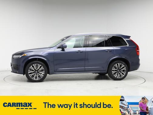 2021 Volvo XC90 T6 Momentum