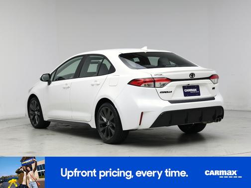 White 2024 Toyota Corolla SE