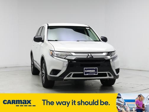 2019 Mitsubishi Outlander ES