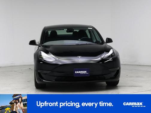 Black 2023 Tesla Model 3
