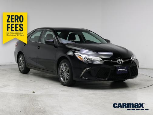 Black 2016 Toyota Camry SE