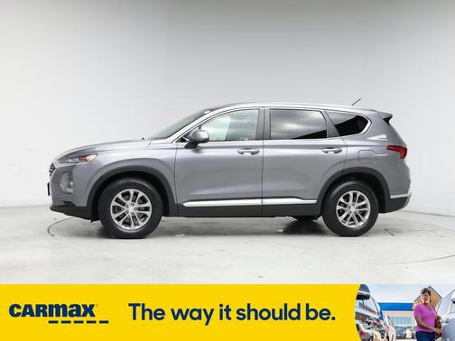 2019 Hyundai SANTA FE SE