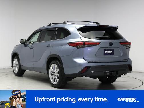 Blue 2022 Toyota Highlander Hybrid Limited