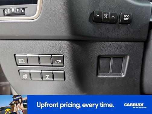 Gold 2018 Lexus NX 300