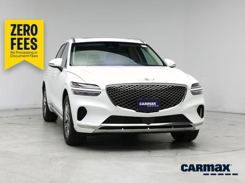 White 2023 Genesis GV70