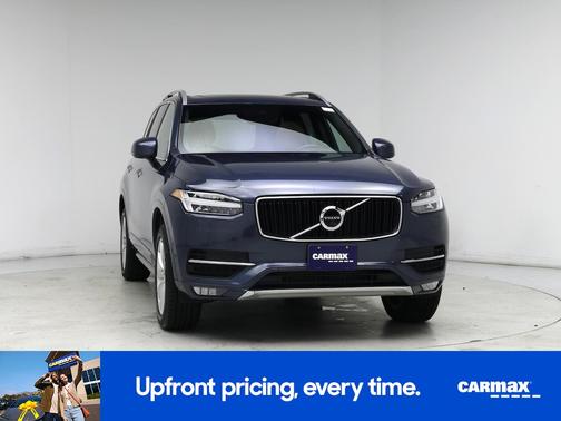 2018 Volvo XC90 T6 Momentum
