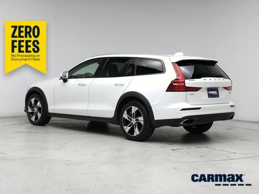White 2020 Volvo V60 Cross Country T5