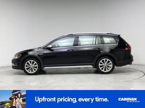 Black 2017 Volkswagen Golf Alltrack SE