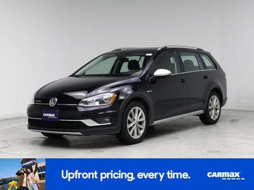 Black 2017 Volkswagen Golf Alltrack SE
