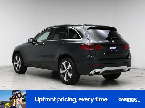 Black 2022 Mercedes-Benz GLC 300