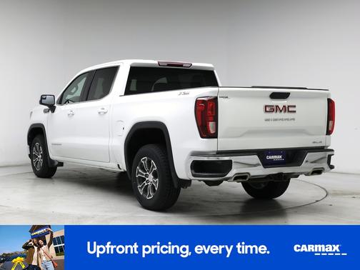 White 2023 GMC Sierra 1500 SLE