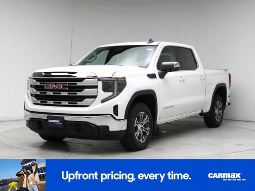 White 2023 GMC Sierra 1500 SLE