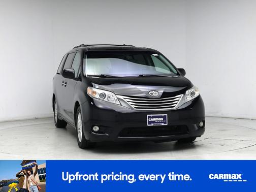 2017 Toyota Sienna XLE