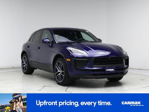 2022 Porsche Macan Base (PDK)