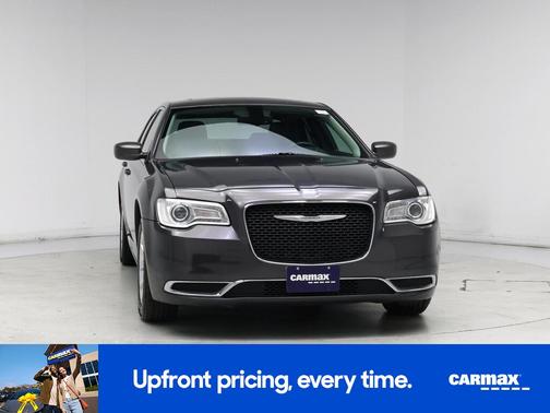 2016 Chrysler 300 Limited