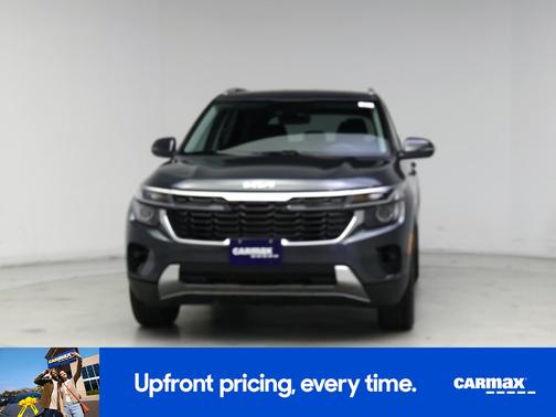 Gray 2025 Kia Seltos S