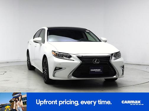 White 2016 Lexus ES 350