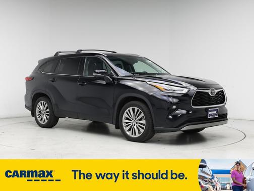 2022 Toyota Highlander Platinum