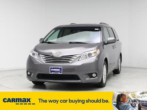 2017 Toyota Sienna XLE